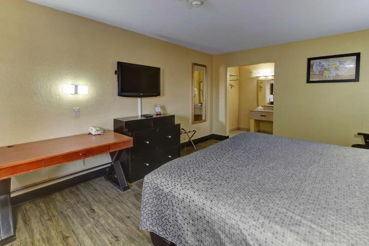 Econo Lodge Town Center Virginia Beach
