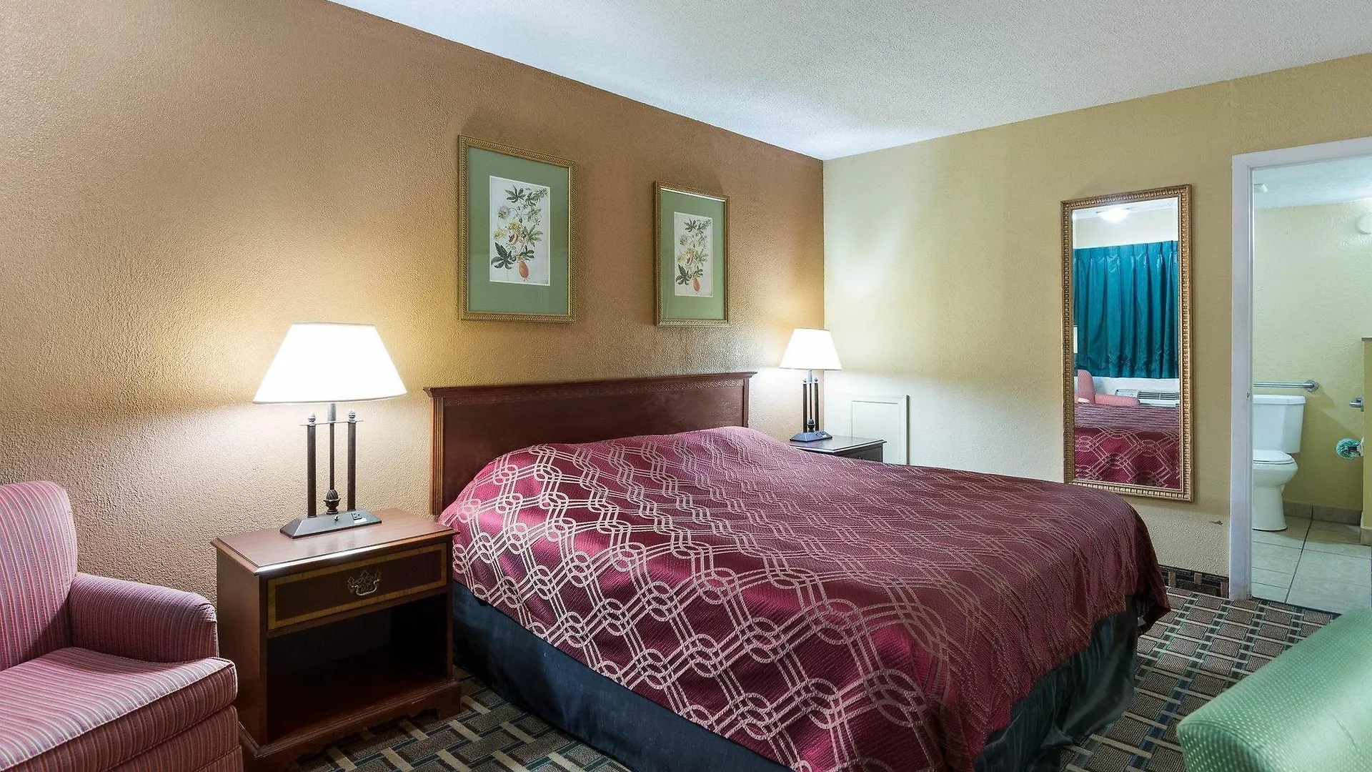 Econo Lodge Town Center Virginia Beach