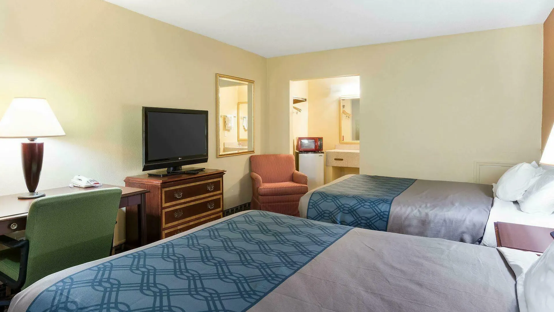 Econo Lodge Town Center Virginia Beach