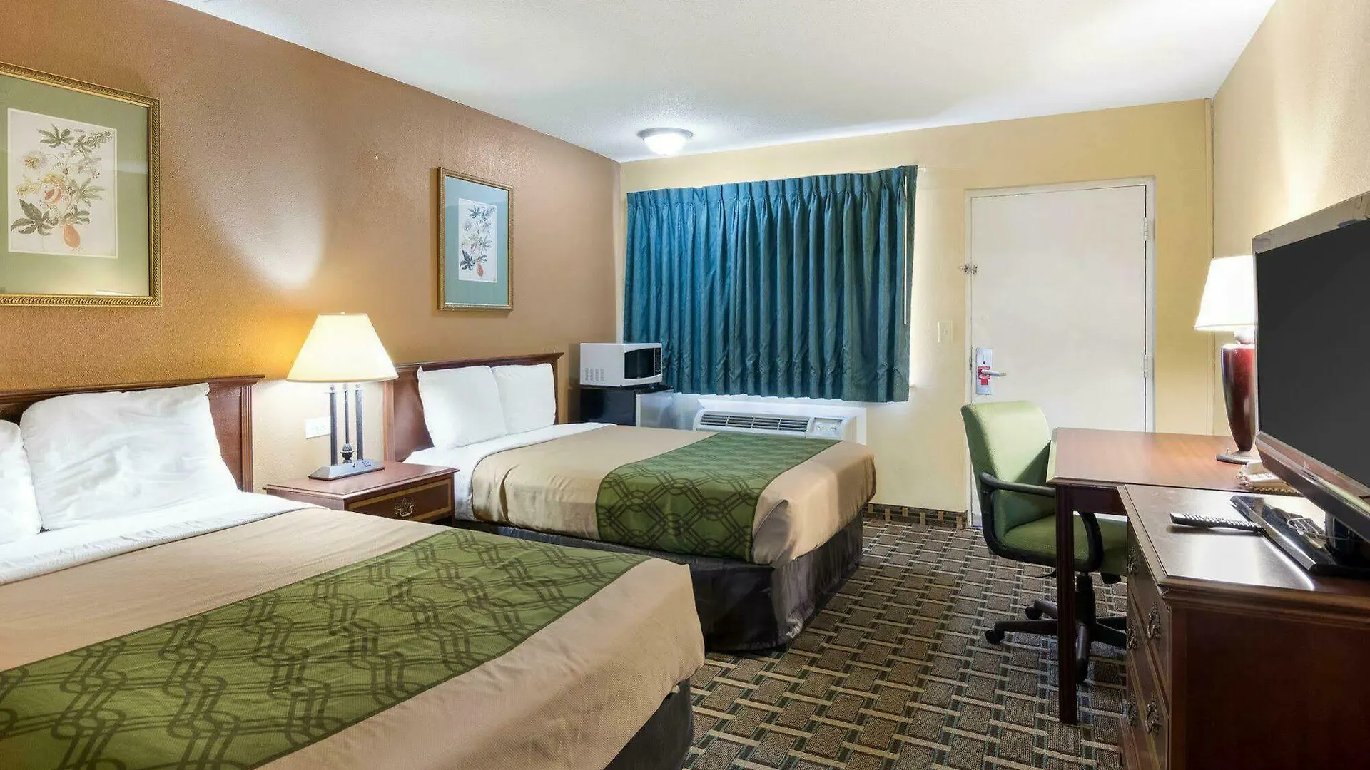 Econo Lodge Town Center Virginia Beach 0*,