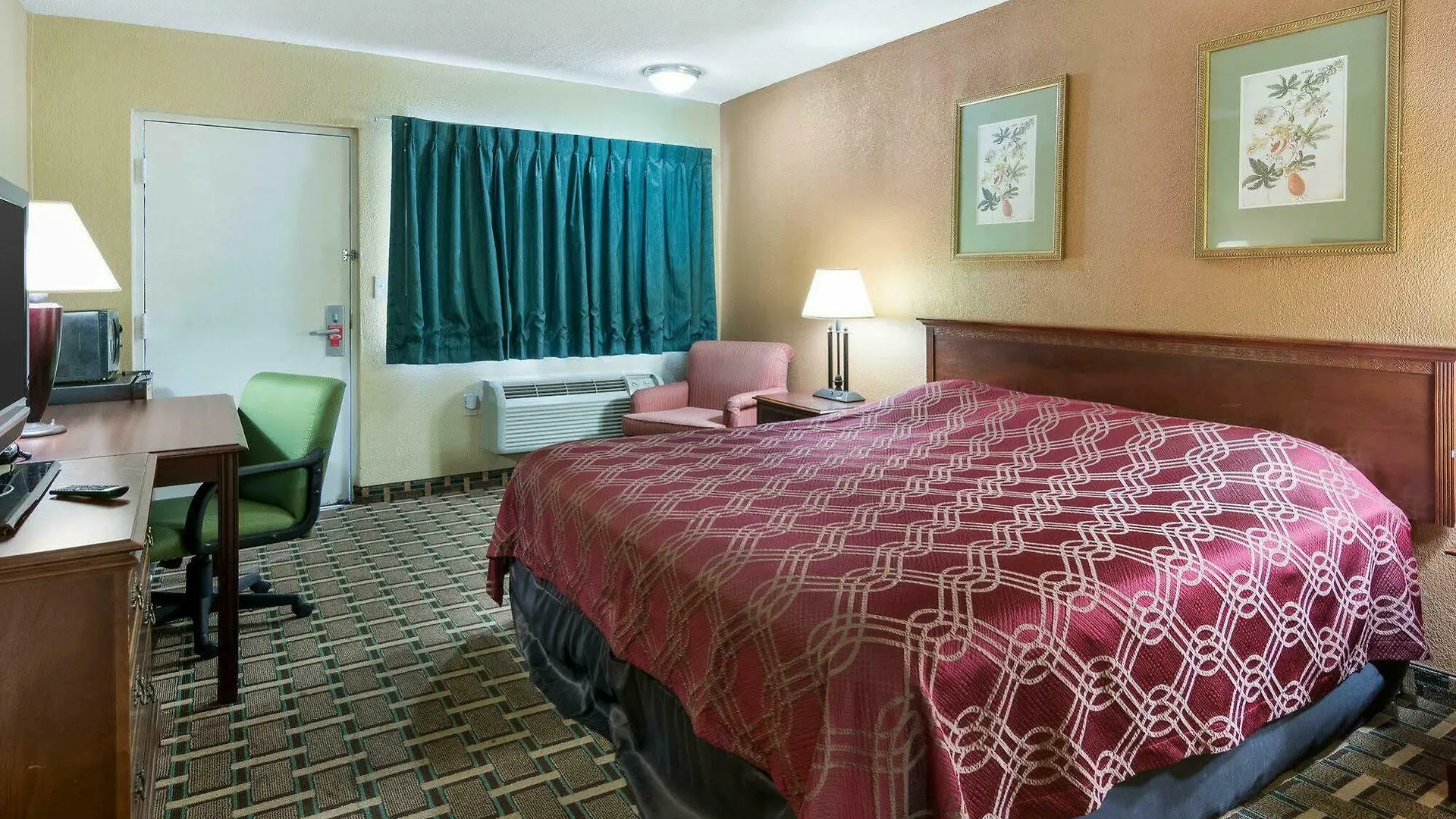 Econo Lodge Town Center Virginia Beach